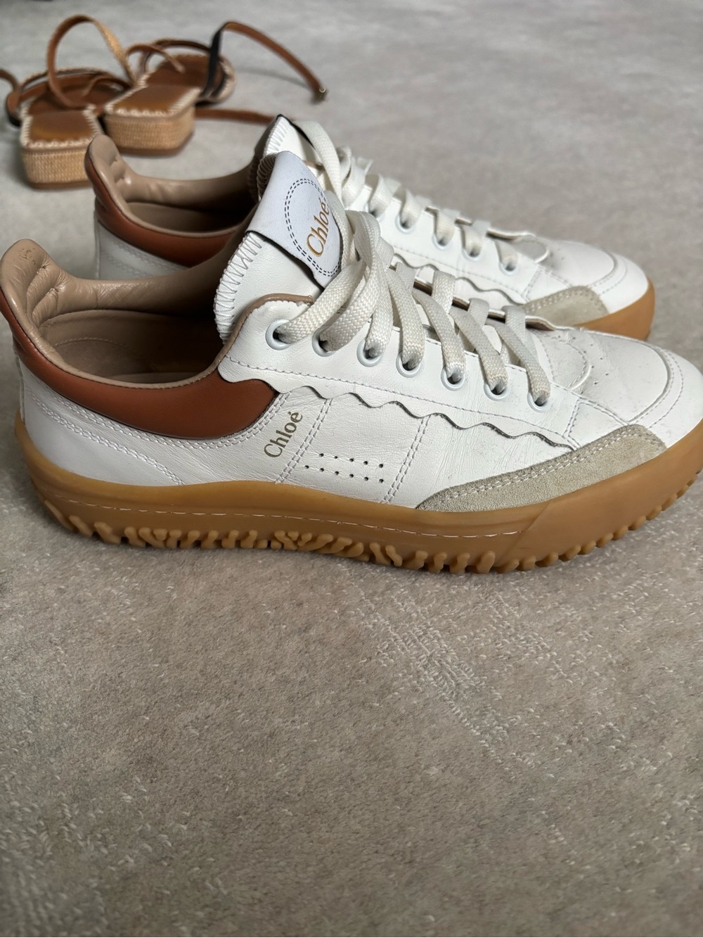 Chloé White & Tan Leather Athletic Sneakers